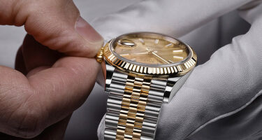 How to Polish Gold Jewelry The Right Way, Jewelry, Rolex Watch Repair, Gold Buying