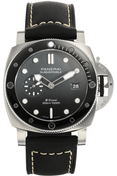 Submersible QuarantaQuattro Grigio Roccia Stainless Steel Automatic