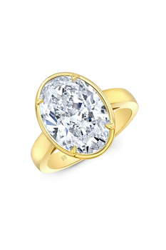 Oval cut Solitaire 5.02 ct