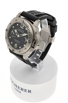 Luminor Submersible Titanium Automatic