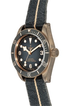 Heritage Black Bay Bronze Automatic
