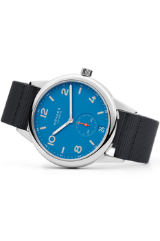Club Automat Datum signalblau