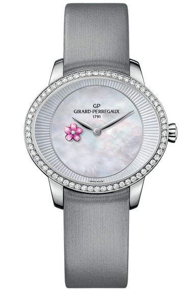 Cat&#39;s Eye Plum Blossom