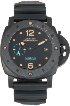 Luminor Submersible Carbotech Carbon Fiber Automatic