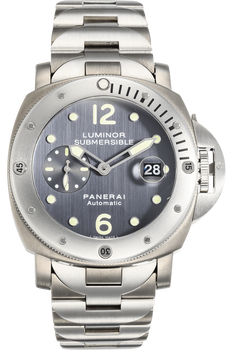 Luminor Submersible Titanium Automatic