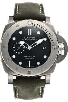Pre Owned Panerai Luminor Submersible 1950 3 PAM01305