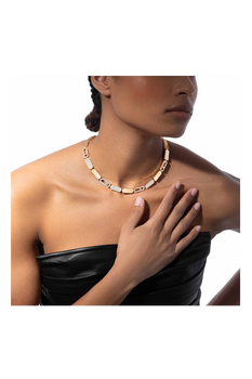 Imperial Move Necklace in Yellow Gold