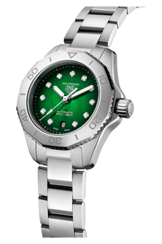 Aquaracer Professional 200 Date