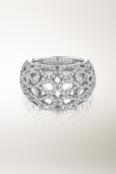 Lacrima by Bucherer Ring