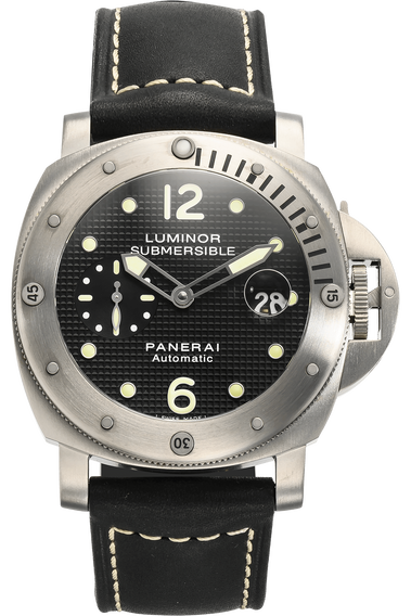 Luminor Submersible Titanium Automatic