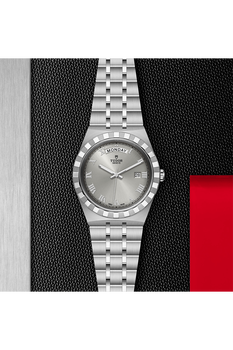 TUDOR Royal