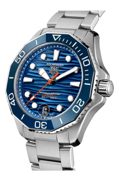 Aquaracer Professional 300 Date