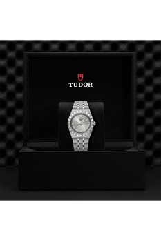 TUDOR Royal