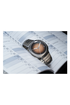 Streamliner Perpetual Calendar Concept Smoked Salmon