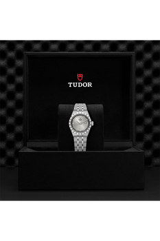 TUDOR Royal