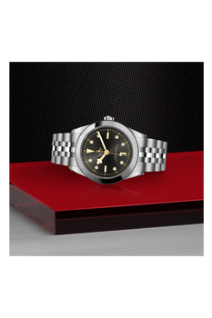 Black Bay 39