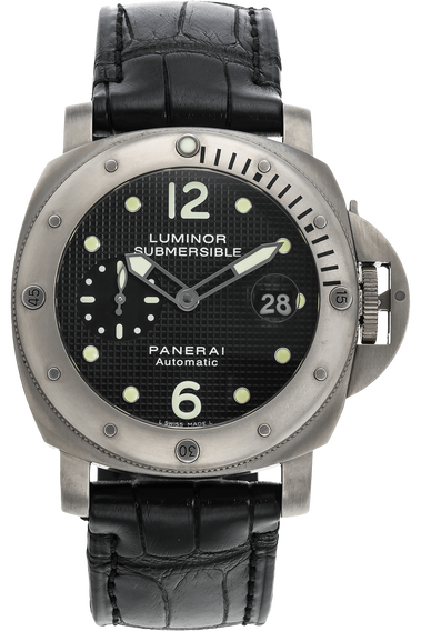 Pre Owned Panerai Luminor Submersible Titanium Automatic