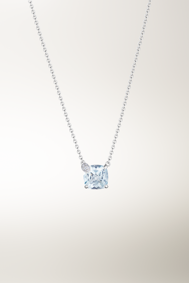 Peekaboo Aquamarine Neck Pendant