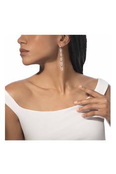 Move Link Earrings in White Gold