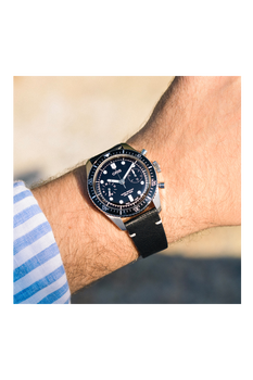 Divers Sixty-Five Chronograph