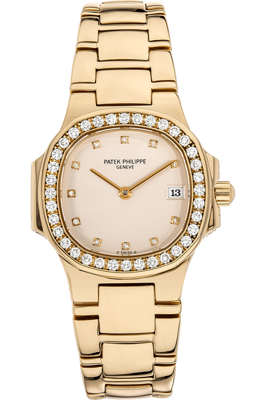 Nautilus Reference 4700 Yellow Gold Quartz