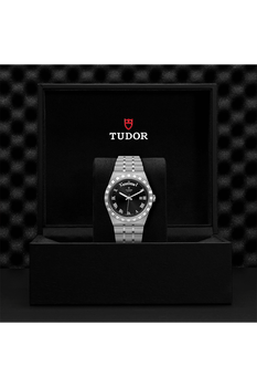 TUDOR Royal