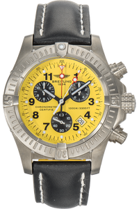 Avenger M1 Chronograph Titanium Quartz