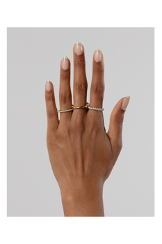 Norah Pav&eacute; Ring 