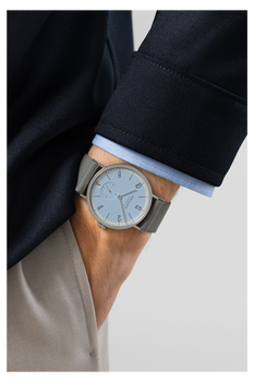Tangente 38 Date Frostblau