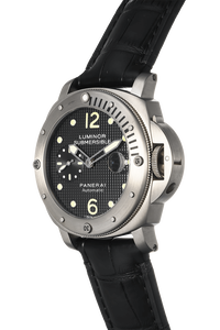 Luminor Submersible Titanium Automatic