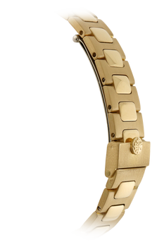 Nautilus Reference 4700 Yellow Gold Quartz