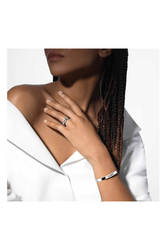 Move Noa Bangle in White Gold Size M