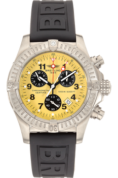 Avenger M1 Chronograph Titanium Quartz