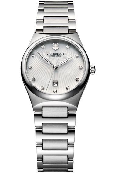Victorinox online victoria watch