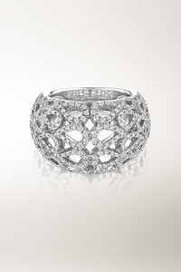 Lacrima by Bucherer Ring