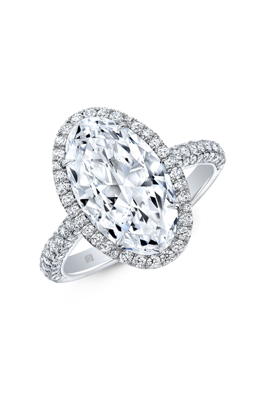 Oval cut Diamond Halo Solitaire in Platinum