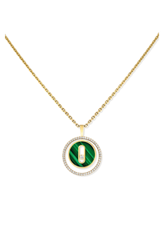 Lucky Move Malachite PM Pendant in Yellow Gold