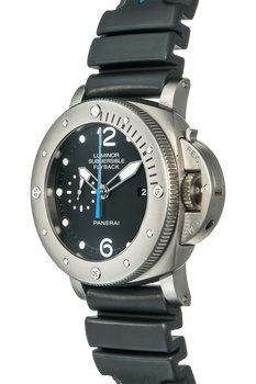 Submersible 1950 3 Days Chrono Flyback Titanium Automatic