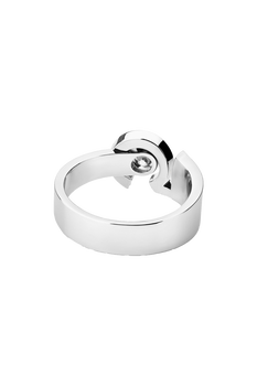CHANEL Fine Jewelry ETERNAL N°5 RING