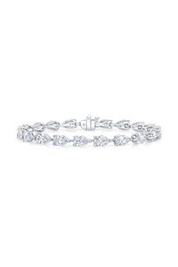 Pear Cut Diamond Bracelet in White Gold