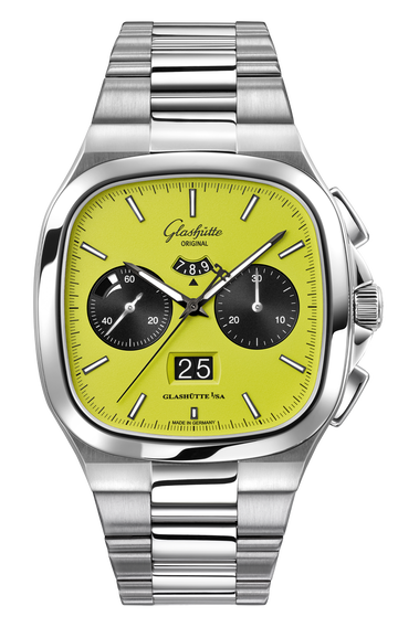 Seventies Chronograph Panorama Date