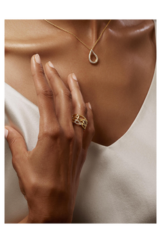 Lacrima by Bucherer Ring