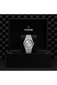 TUDOR Royal
