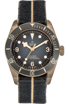 Heritage Black Bay Bronze Automatic