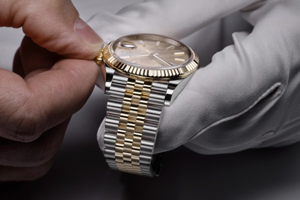 Rolex daytona tourneau online