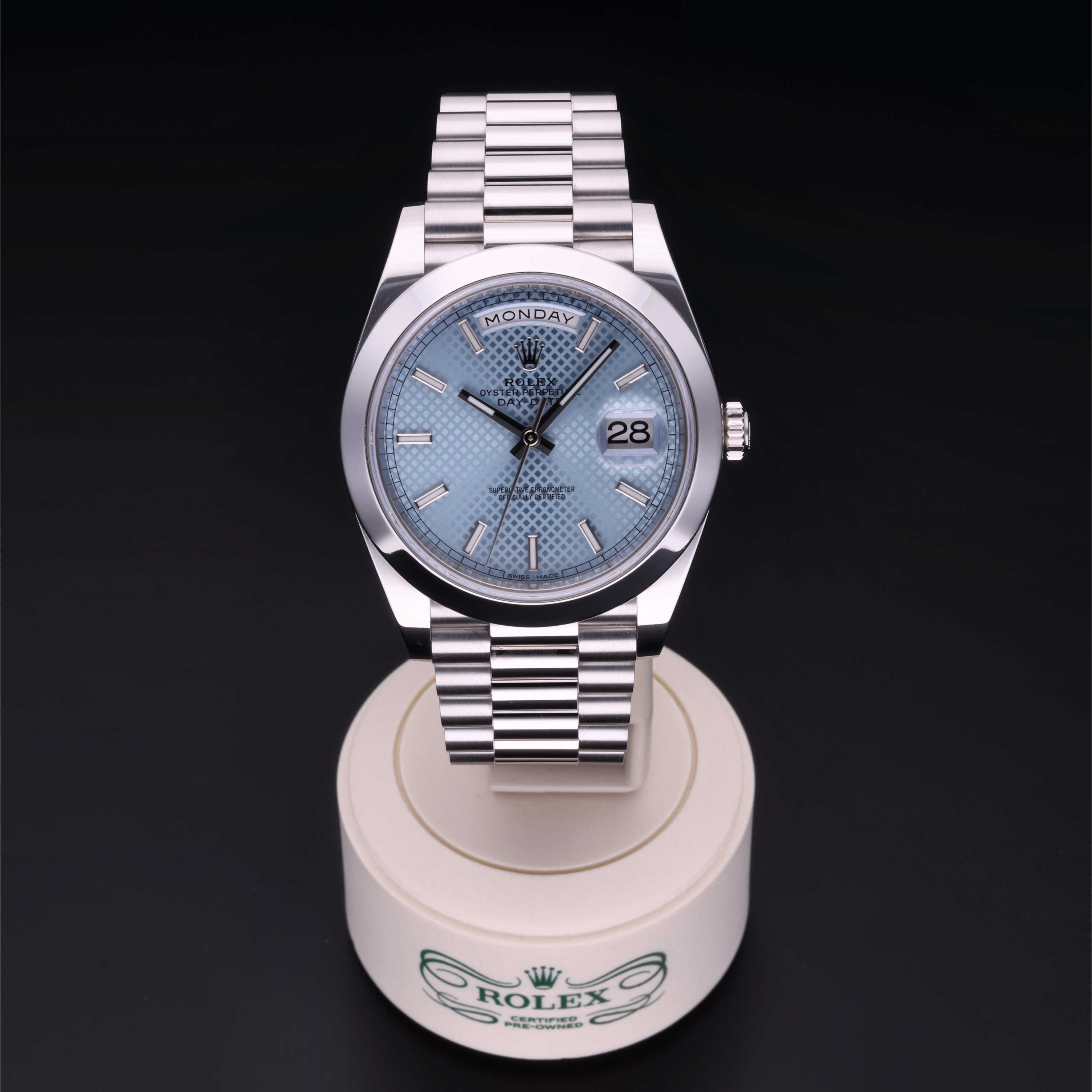 Pre owned platinum on sale rolex