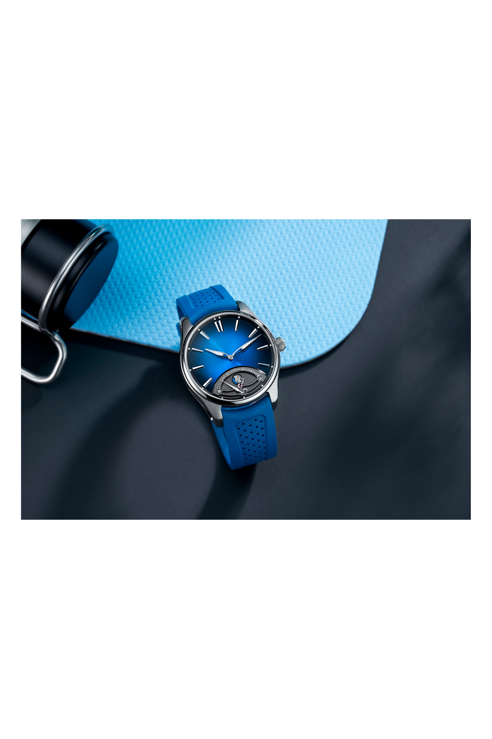 H. Moser & Cie. Pioneer Retrograde Seconds Midnight Blue (3250-1200)