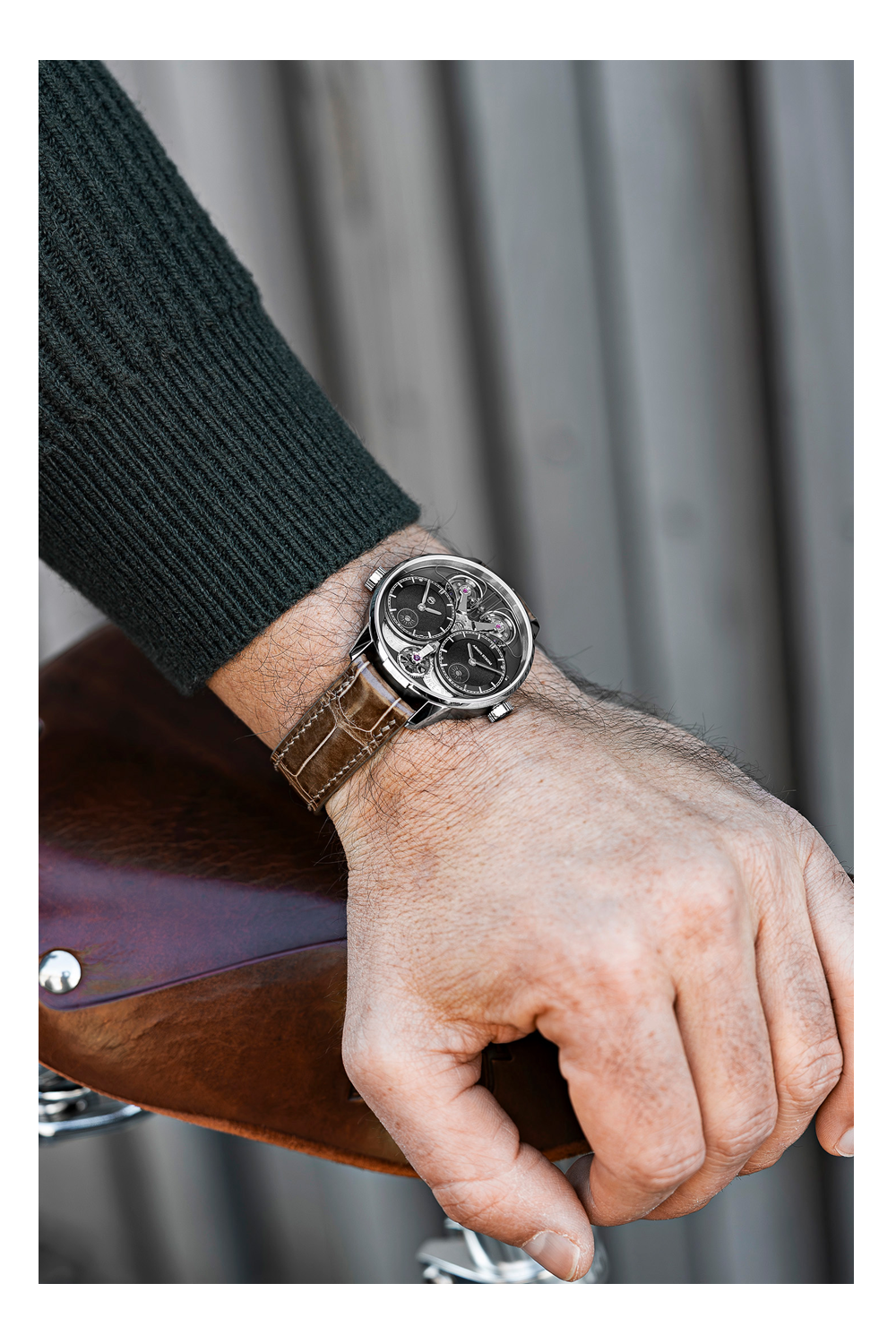 Armin Strom Dual Time GMT Resonance-Manufacture Edition Black