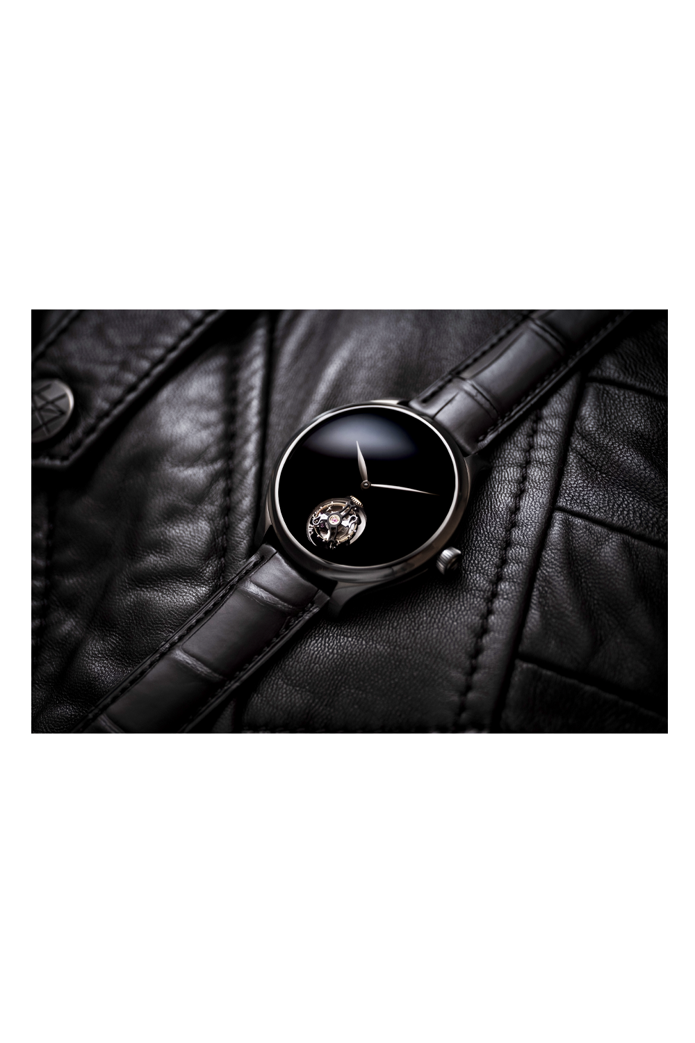 H. Moser & Cie. Endeavour Tourbillon (1804-1206)
